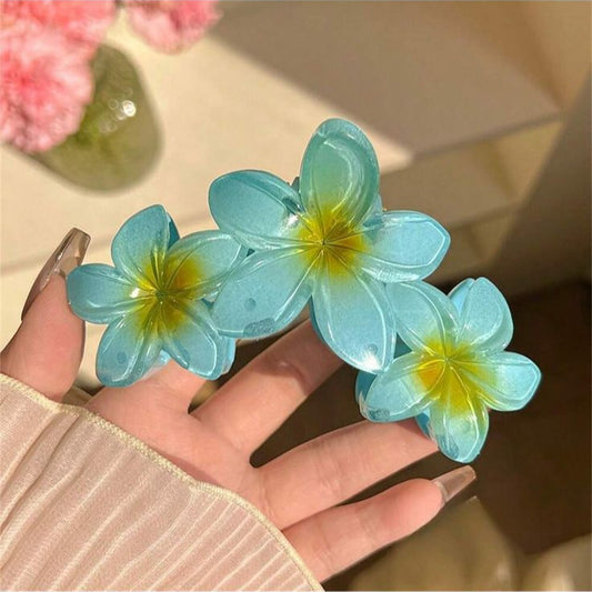 Pince à cheveux Tipanier – Triple fleur élégante